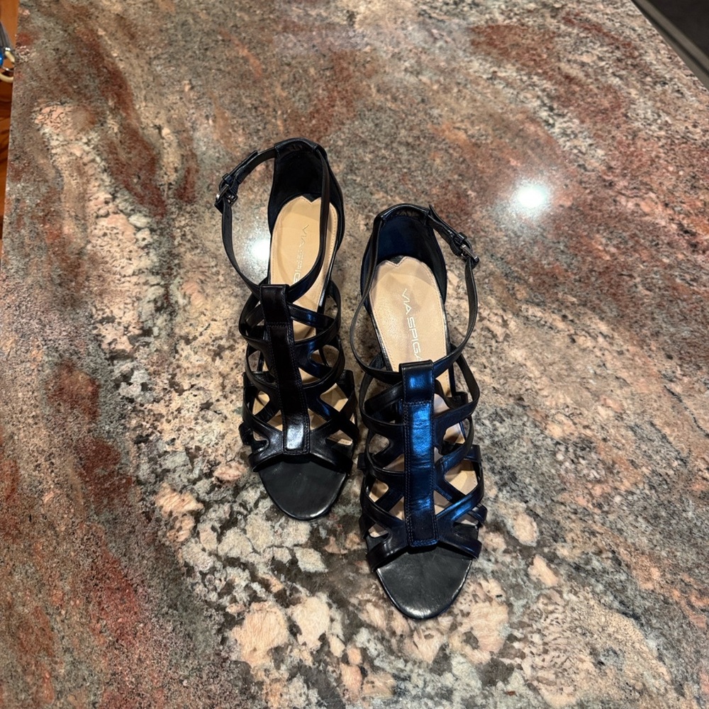 Via Spiga Black Strappy Heels. Open Toe Leather/Italy - Picture 7 of 11